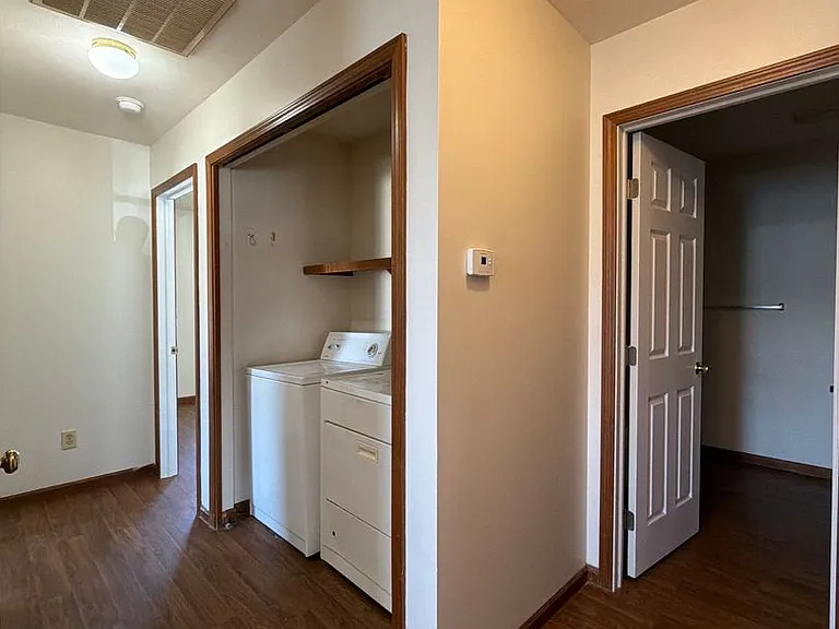 209 Stonewall Ct — Photo 16