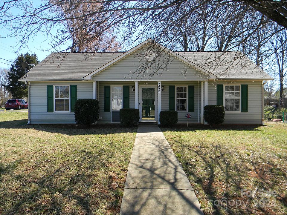 1st image of 3632 Tracy Glenn Ct
