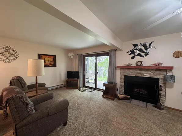 7 Maple Trail, Wisconsin Dells, WI 53965