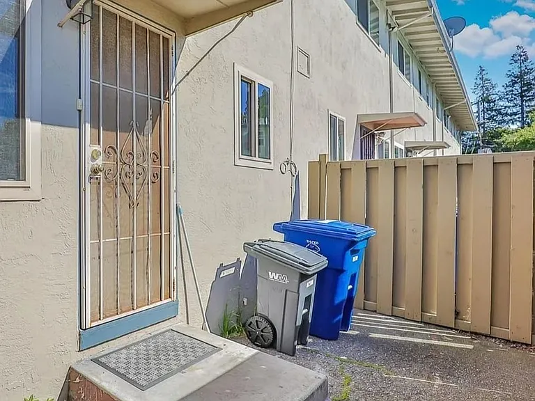 407 Craven Ct — Photo 17