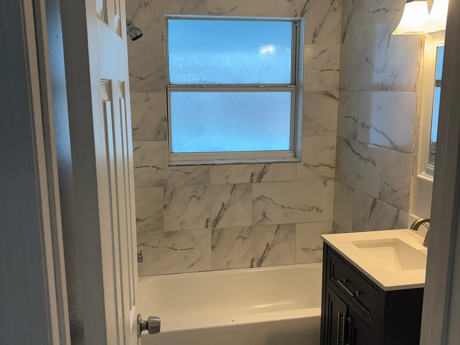 3 bed, 1700 sqft, $2,500 — Photo 2