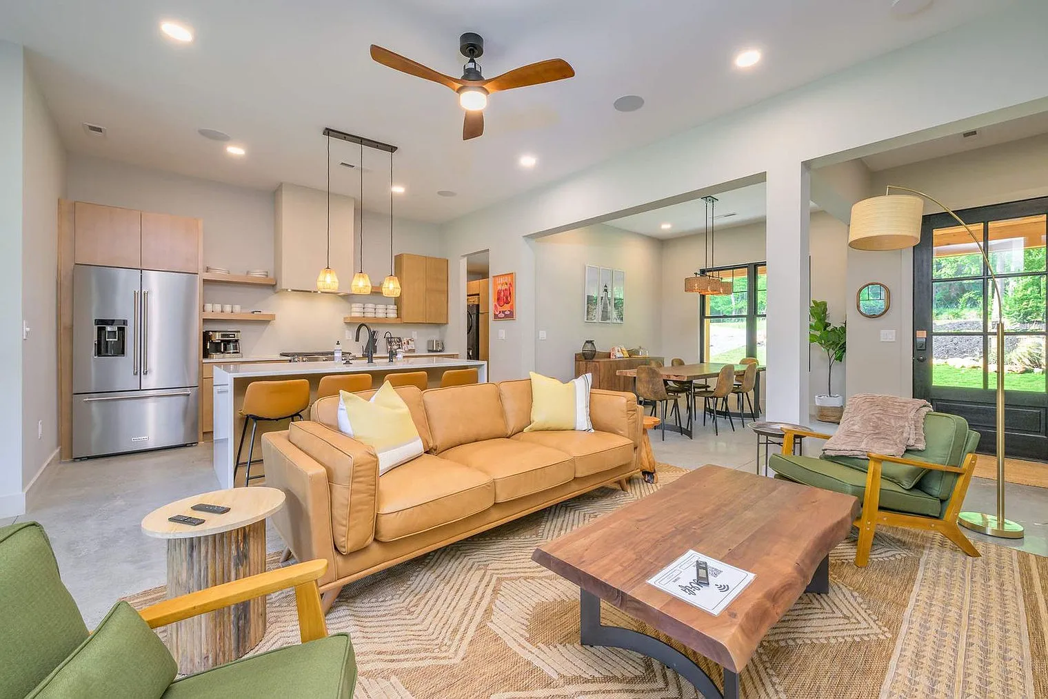 3 bed, 3.0 bath, 2497 sqft, $6,977 — Photo 1