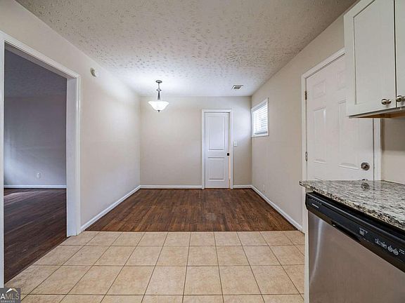 4th image of 3738 Larkspur Ter