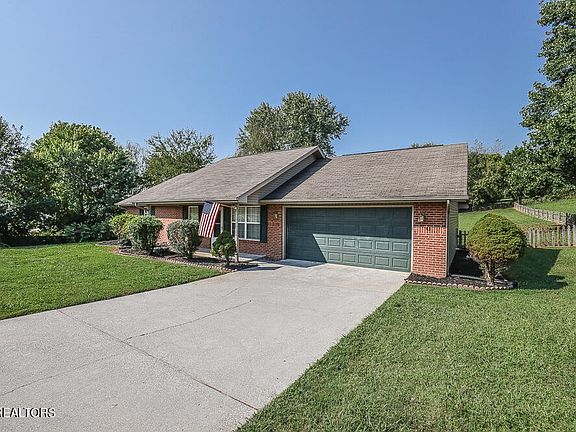 2nd image of 757 Meadow Ridge Rd