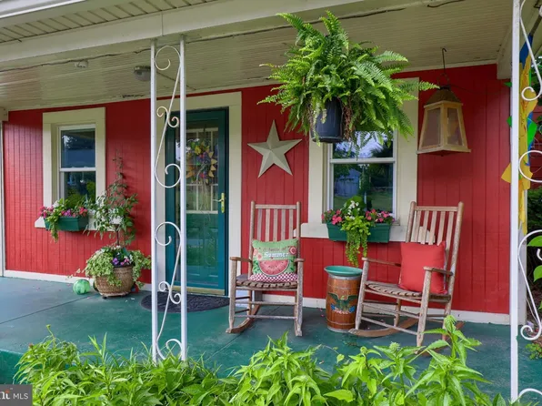 335 Owl Hill Rd, Lititz, PA 17543