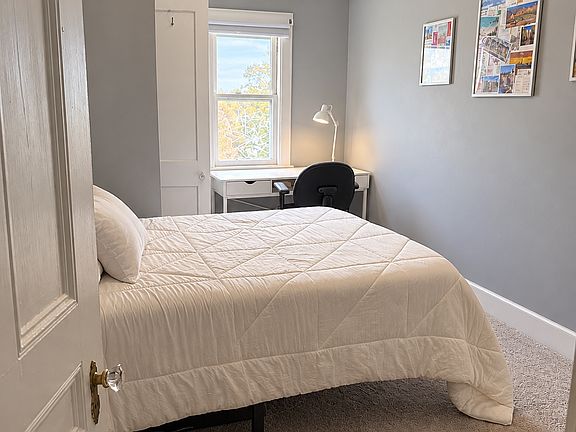 4th image of 316 Main St APT 5