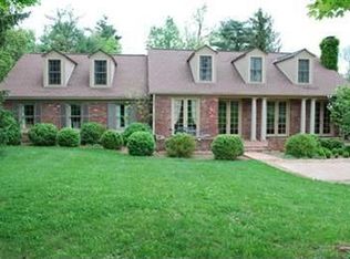 1713 Clays Spring Ln, Lexington, KY 40502