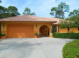 6221 Waxmyrtle Way, Naples, FL 34109