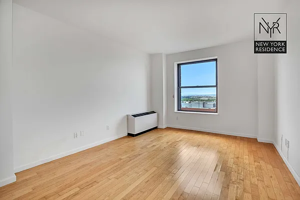 Rented by New York Residence | media 25