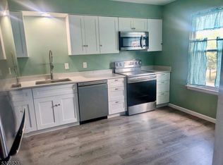 1-2 Marc Ct, Netcong, NJ 07857