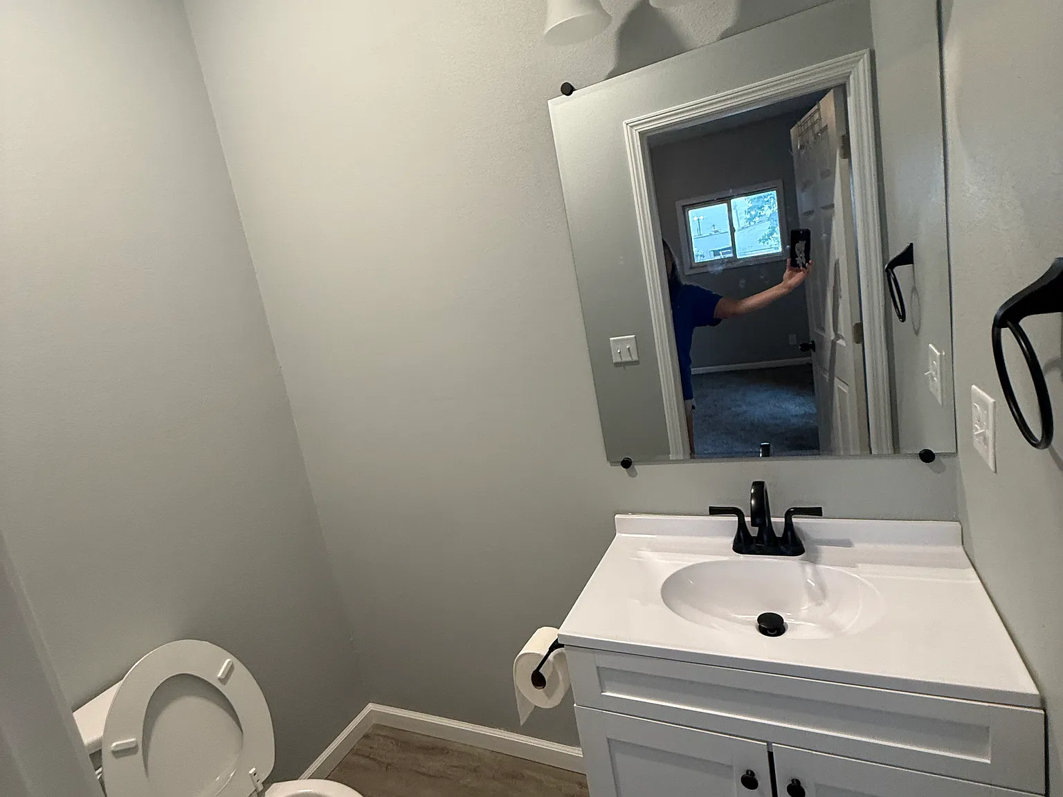 2 bed, 1.5 bath, $1,300 — Photo 2
