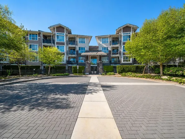 5788 Sidley St #224, Burnaby, BC V5J 0E4