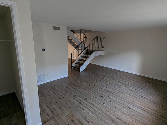 4th image of 2260 N Indian Canyon Dr Unit B