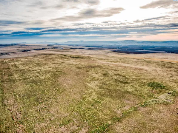 6000 Nka Crosby Rd #F, Prosser, WA 99350