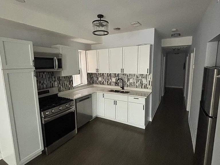 7240 S Cornell Ave #1 — Photo 5
