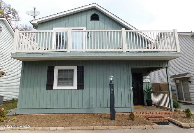 2nd image of 304 Todd Ln