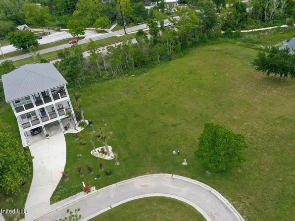 1804 Burton Ave #7-8, Gulfport, MS 39507