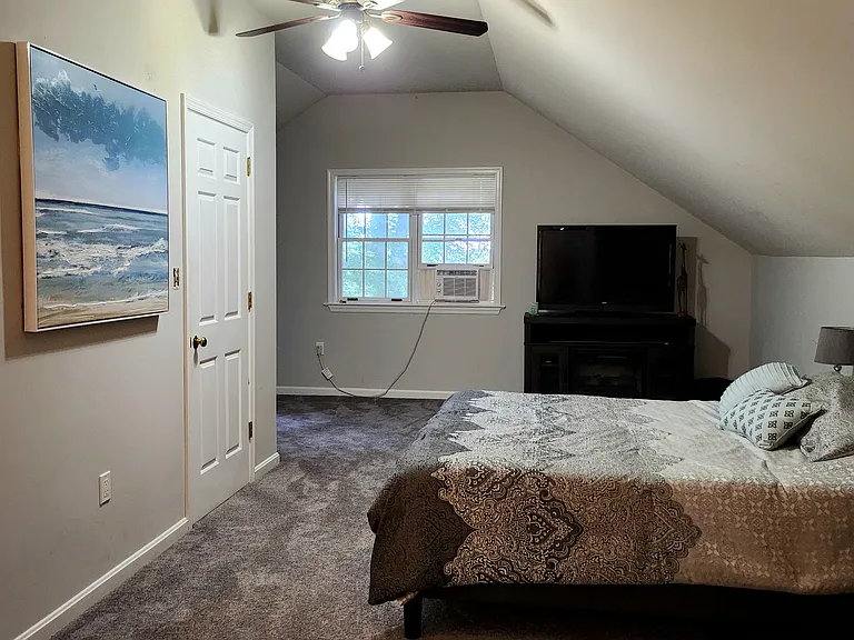 4 Lehoy Forest Dr — Photo 8