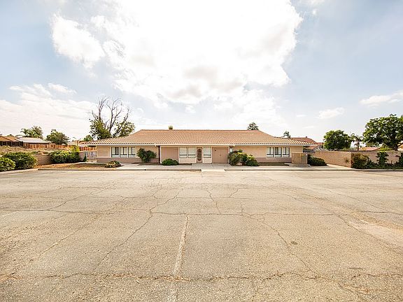 5th image of 24693 Ironwood Ave