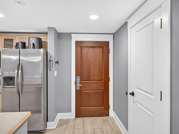 5th image of 9300 Baytowne Wharf #414-416