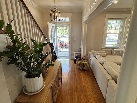 5th image of 3321 Grove Ave
