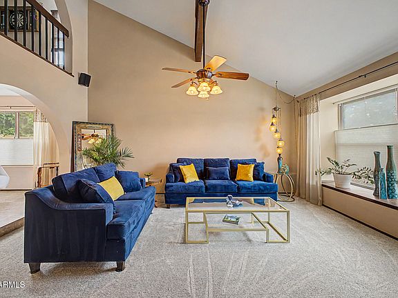 3rd image of 6408 W SUNNYSIDE Drive