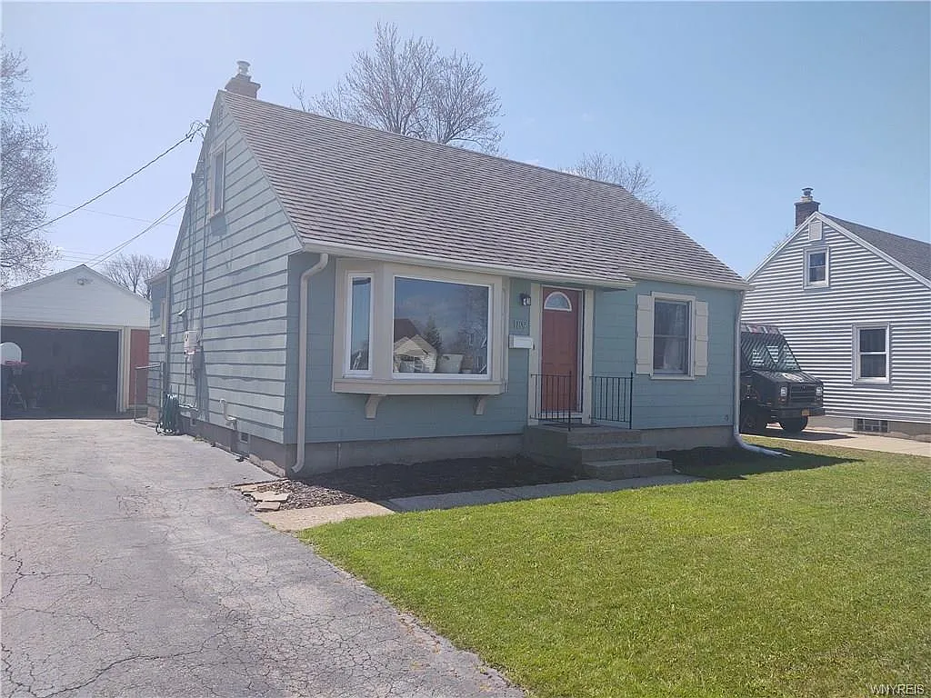 189 Beale Ave photo 1