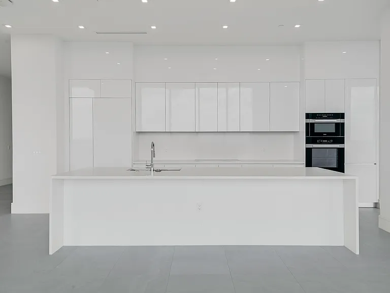 220 Lake Shore Dr #612 — Photo 49