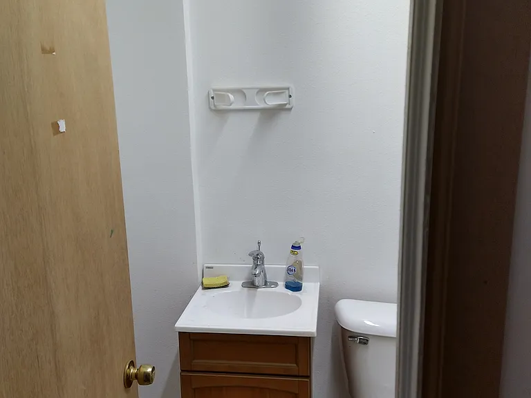 1216 Willis Ave — Photo 7