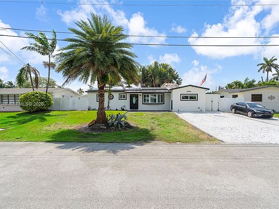 4th image of 5730 SW 55th St