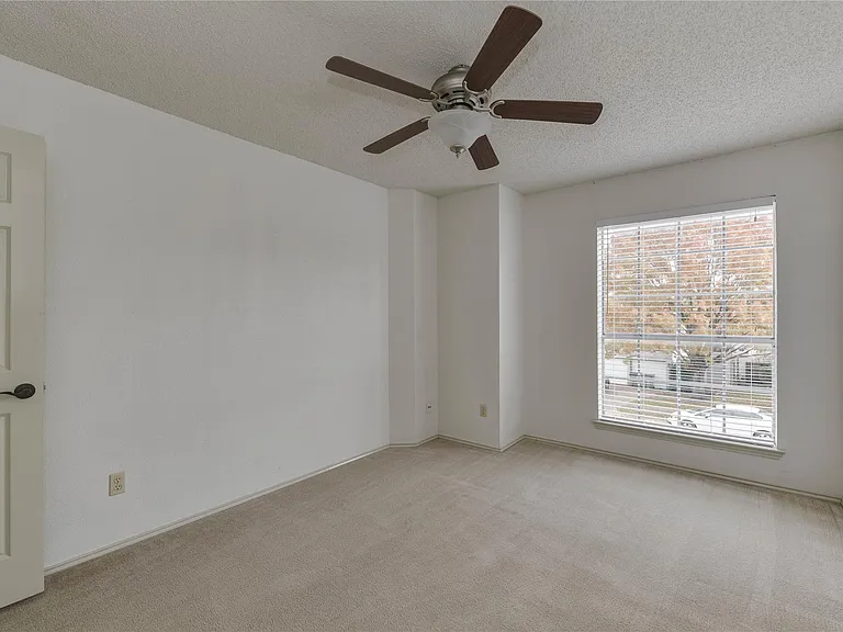 13210 Marrero Dr — Photo 26