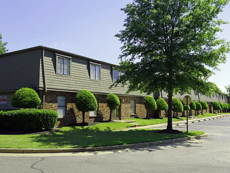 Mill Creek Apartments — Photo 15