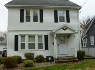 46 Central St, Agawam, MA 01001