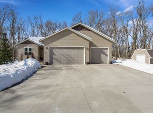 3705 Forest Dr, Amherst Junction, WI 54407