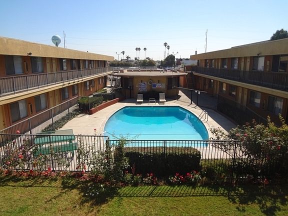 2nd image of 12714 Inglewood Ave APT 217