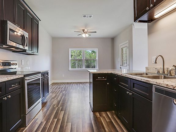 4th image of 8021 Wolfcreek Pl