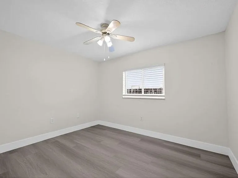 1329 SW 151st Way — Photo 8