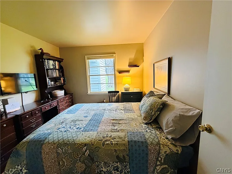 3862 State Street Rd — Photo 33