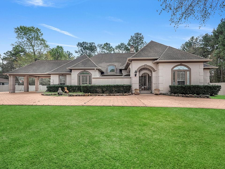 1st image of 19652 Riverwalk Dr