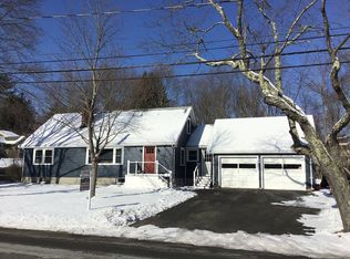 115 Willow St, Reading, MA 01867