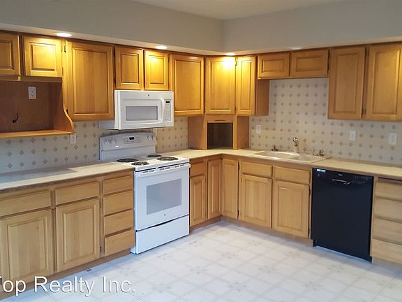 4th image of 206 W Holland Ave