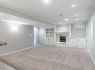 16295 S Parkwood St, Olathe, KS 66062