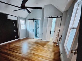 (Undisclosed Address), Woodbury, NY 11797