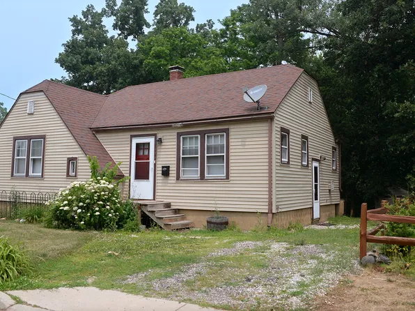 936 Pearl St, Ottawa, IL 61350