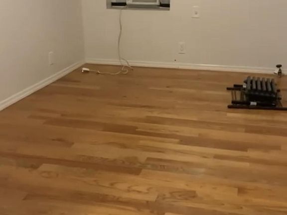 4th image of 1140 Elder Ave