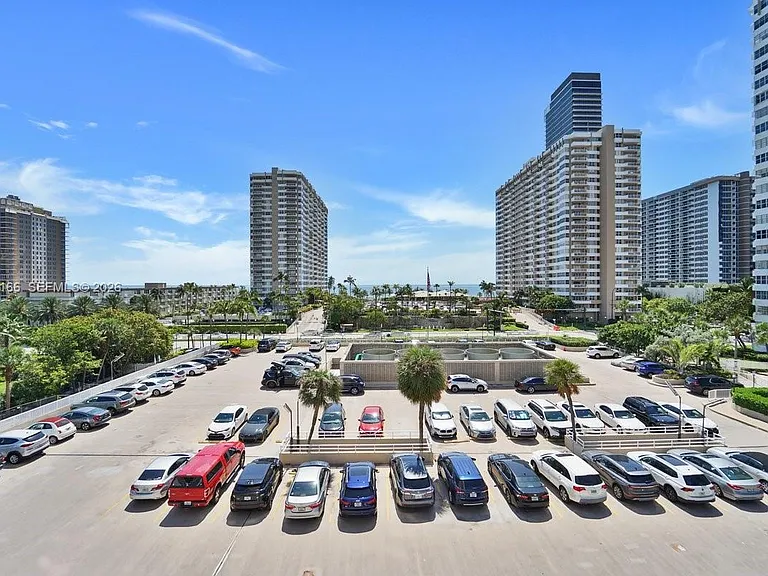 1965 S Ocean Dr #4G — Photo 8