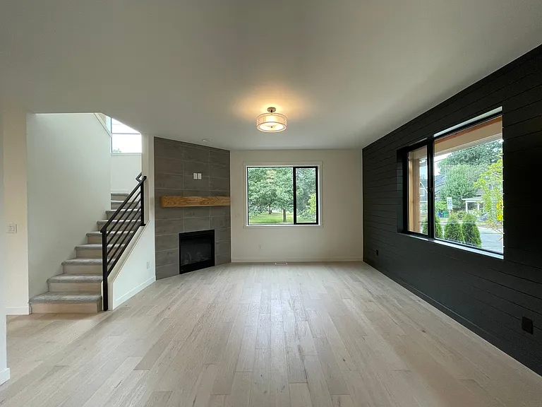 8191 N Haven Ave — Photo 31