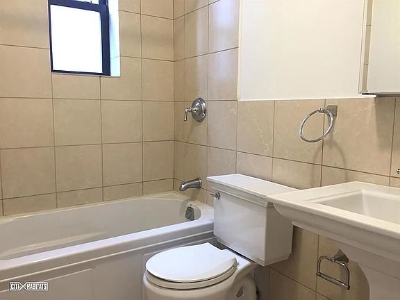4th image of 224 Atlantic Ave APT 4R