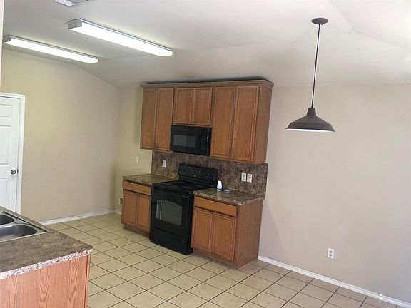 4th image of 1417 Carrigan Ln