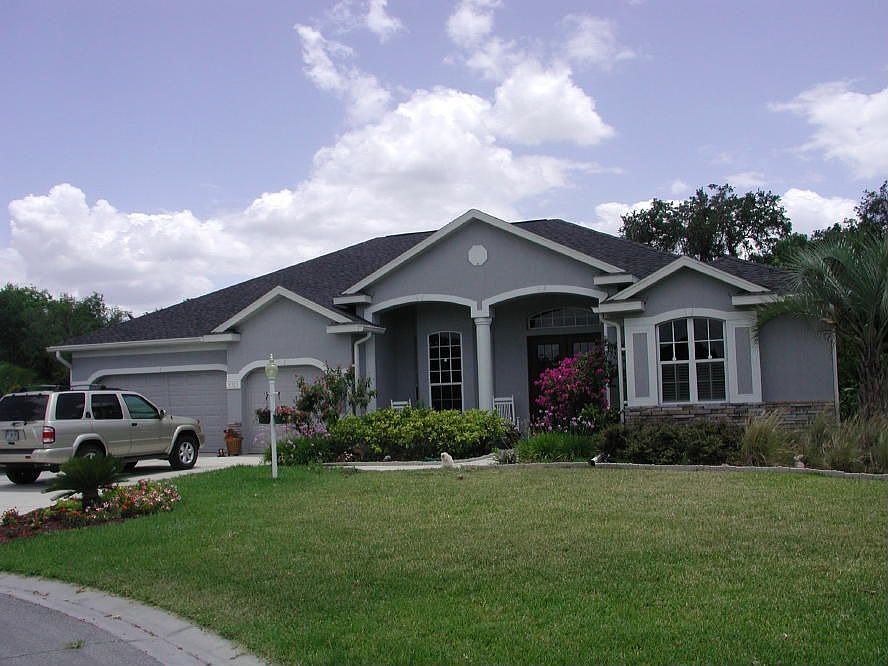 3 car garage